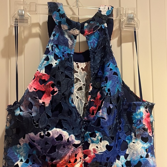 Crocheted Lipsy dress NWOT - Picture 4 of 5